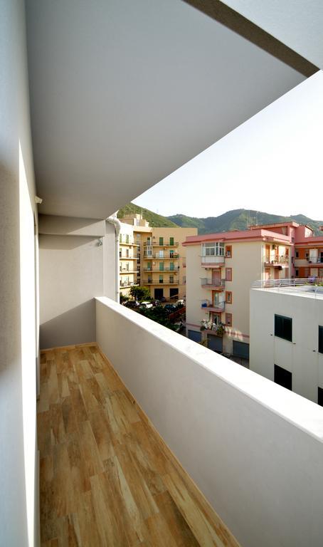 Appartement Royal Sea House à Cefalù Extérieur photo