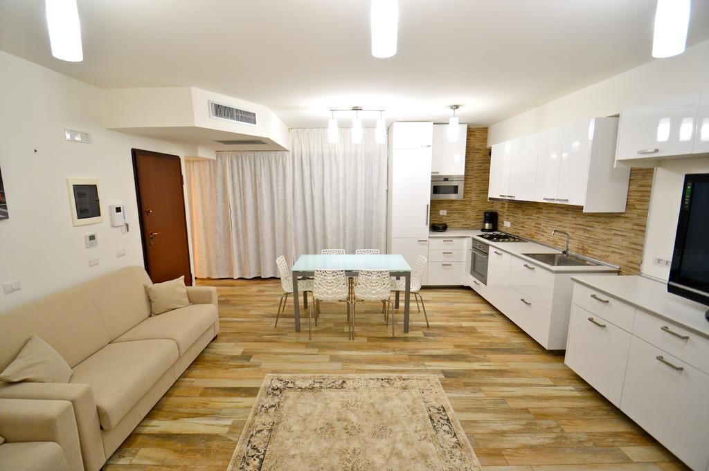 Appartement Royal Sea House à Cefalù Extérieur photo